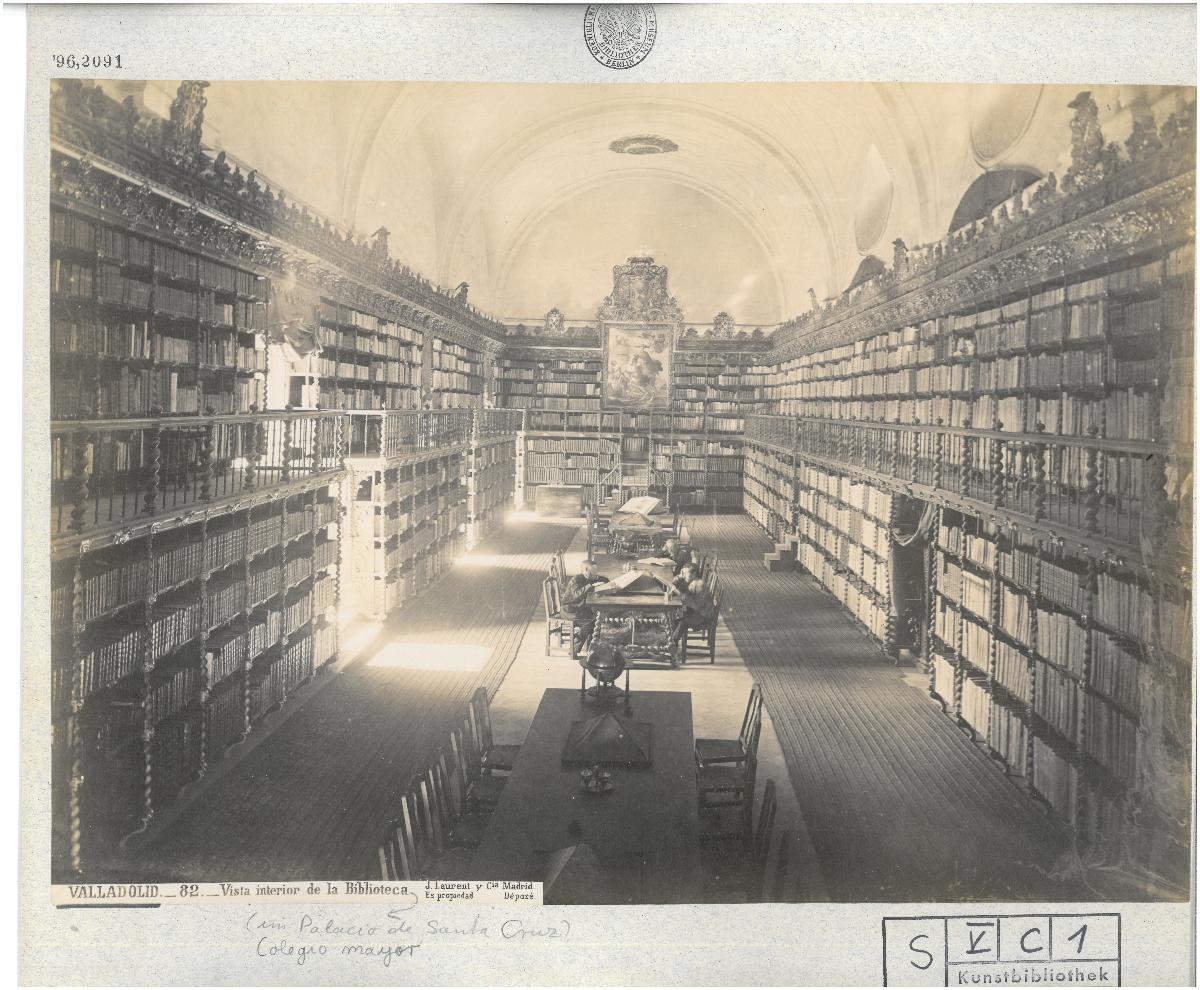 Valladolid, Colegio Mayor de Santa Cruz, Bibliothek, Innenansicht