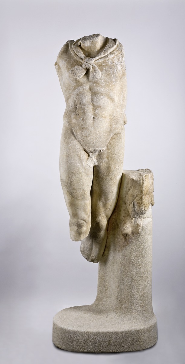 Torso eines tanzenden Satyrs