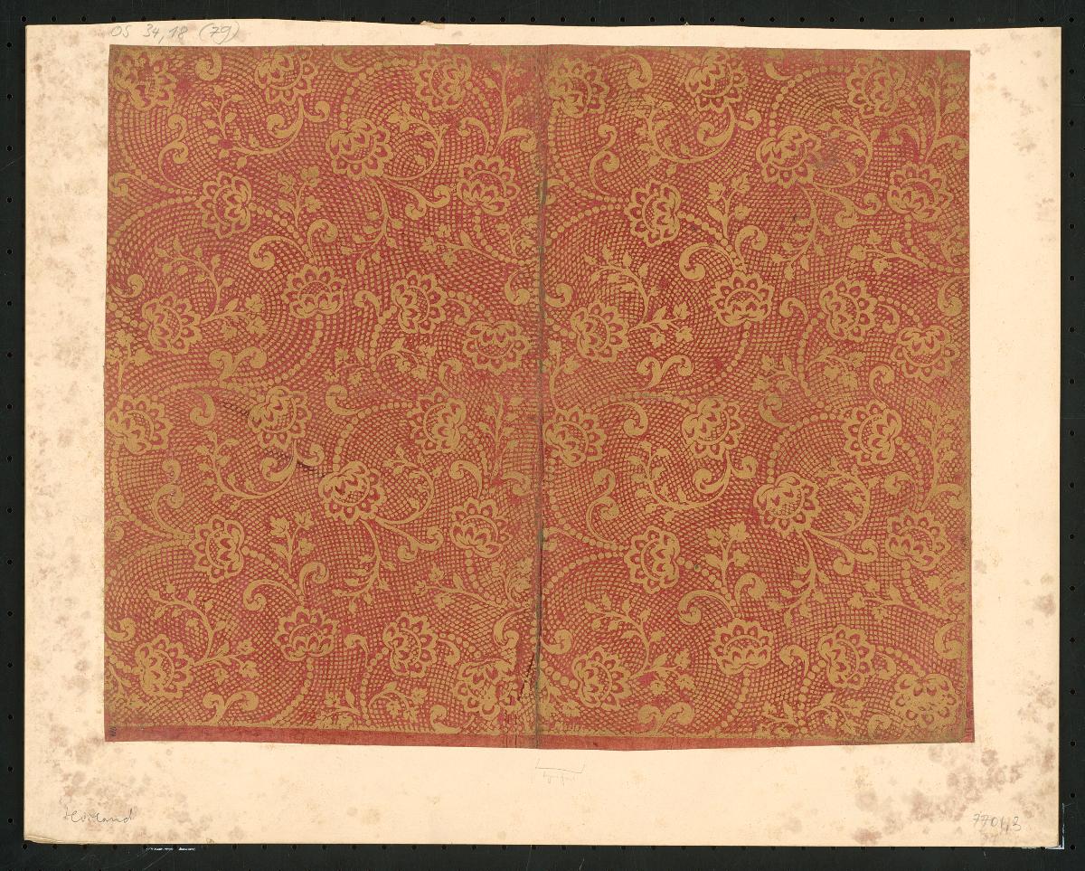 Bronzefirnispapier (stilisierte Ranken und Blüten auf Pünktchenfond)
