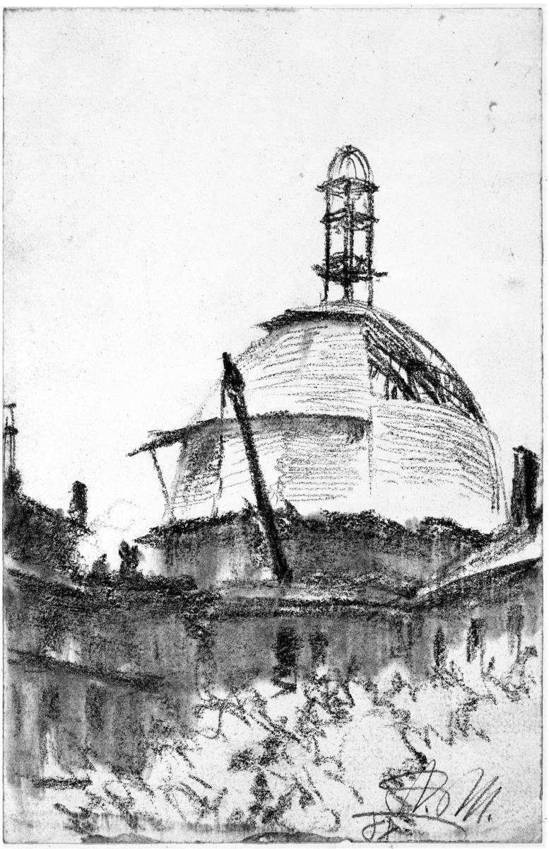 Gebäude und eingerüstete Kuppel mit Laterne