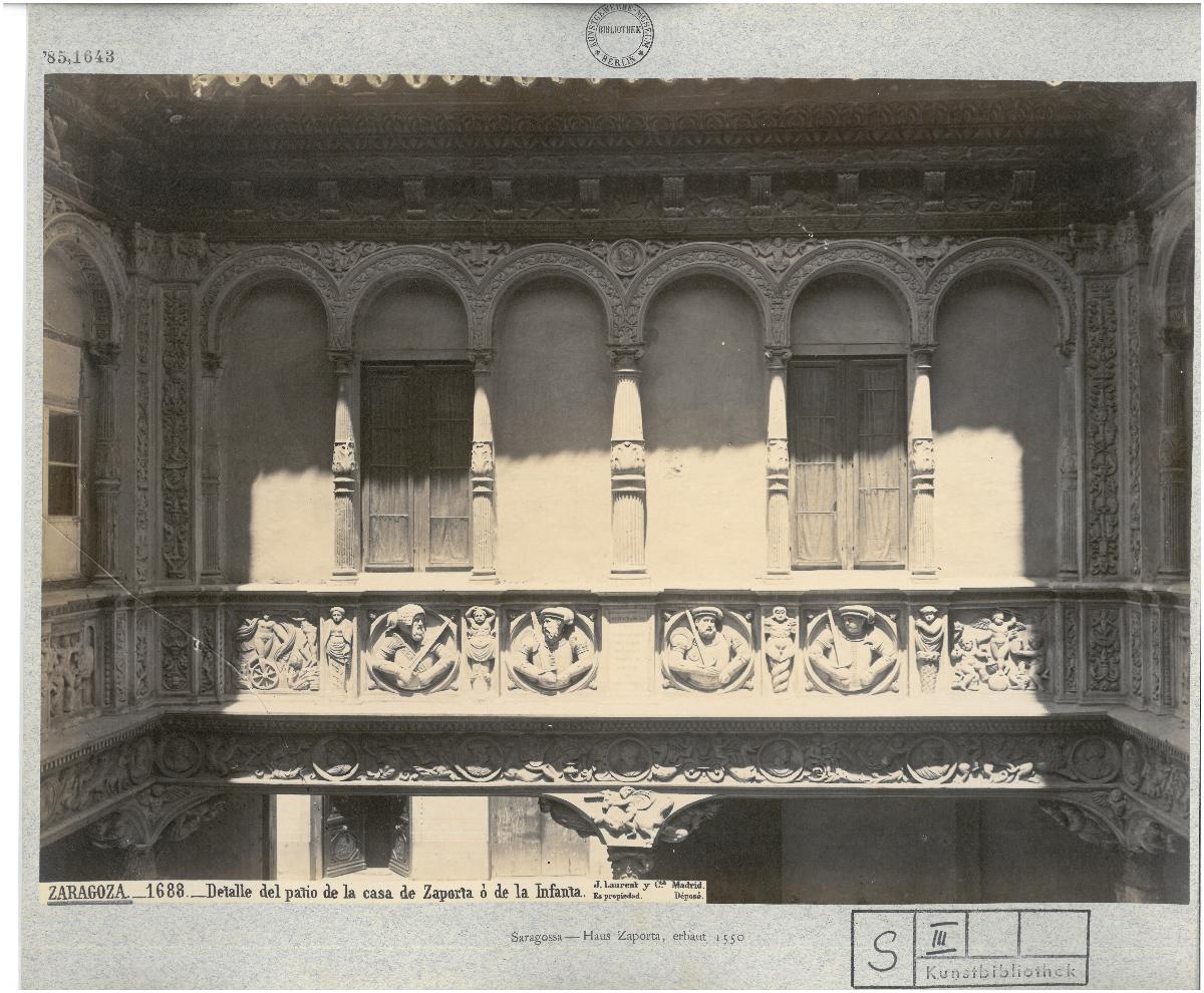 Zaragoza, Palast von Gabriel Zaporta, Innenhof, Detail