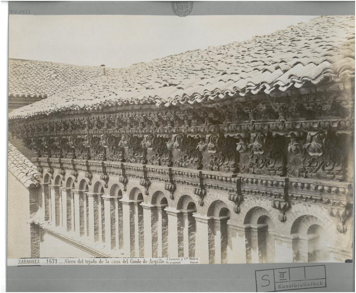 Zaragoza, Palast Argillo, Dach, Detail