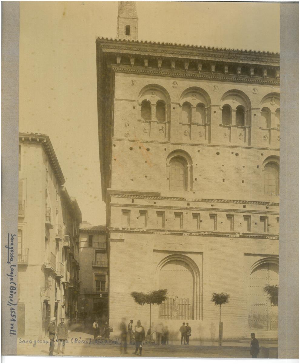 Zaragoza, Handelbörse, Aussenansicht, Ecke