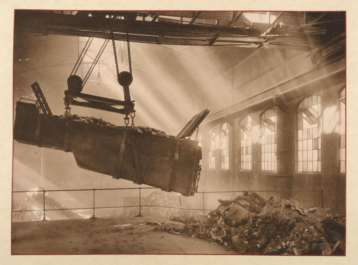 Verbrennungsanstalt. Einschüttofen (aus dem Album "Hamburg: Land und Leute der Niederelbe")