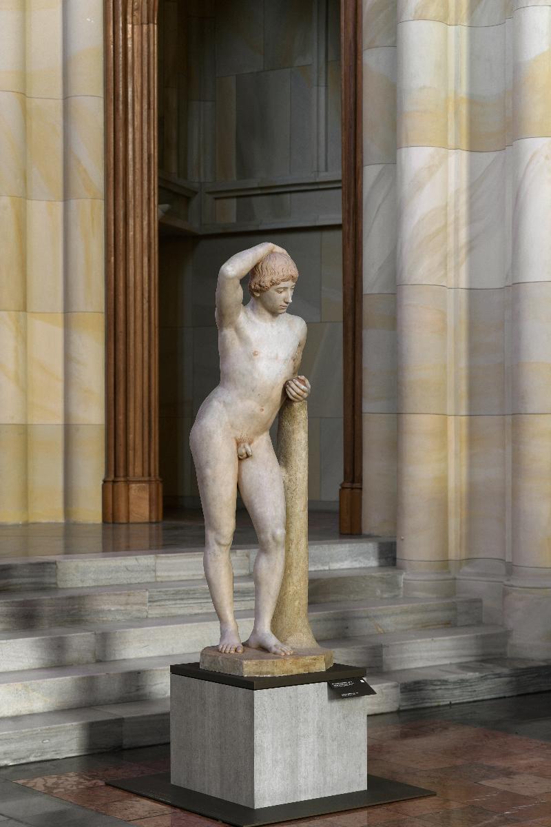 Nackter Jüngling (Paris)