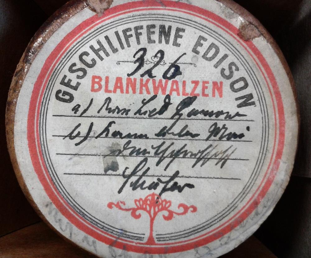 "a) Russisch. Lied, b) 'Komm, lieber Mai' - deutschrussisch"