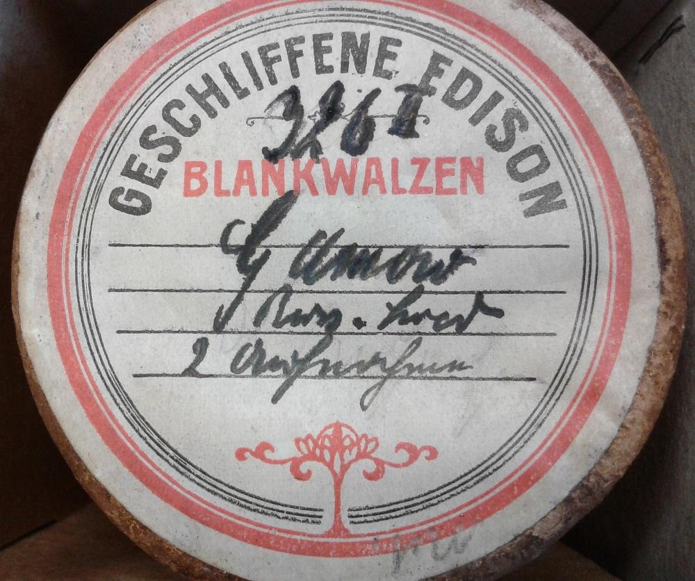 "a) Russisch. Lied (2. Aufnahme)" [das gleiche wie Phon.Komm. 326 I a]