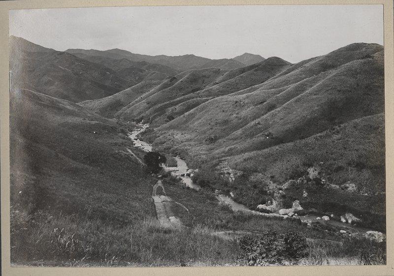 Blick auf das Mgeta-Tal; Uluguru-Gebirge „Karolinenberg“