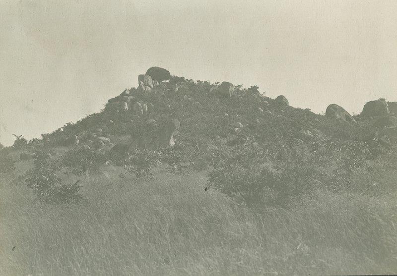 Granithügel Iramba. Kinkunguru - Berg.