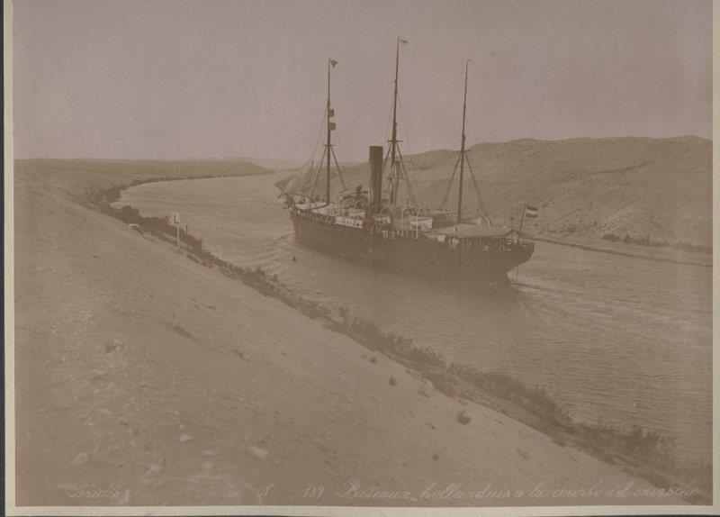 Im Suez - Kanal .