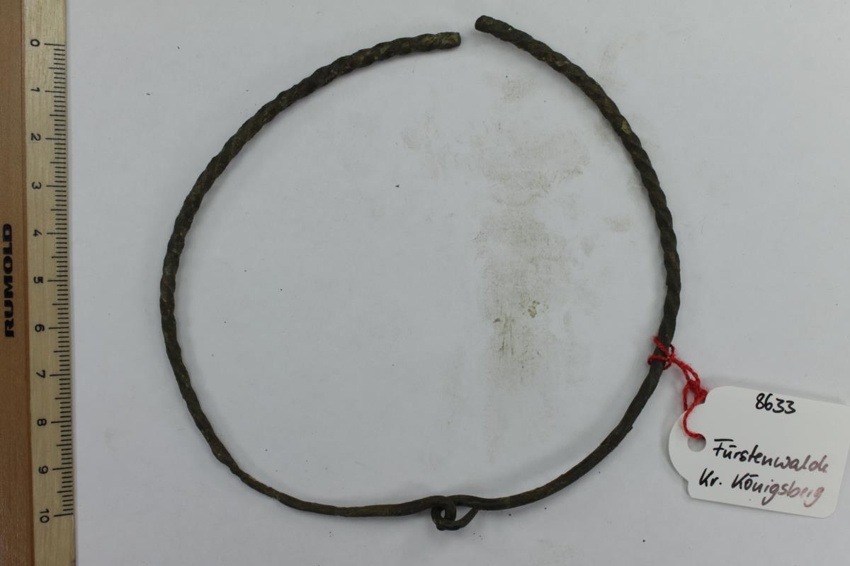 Halsring
