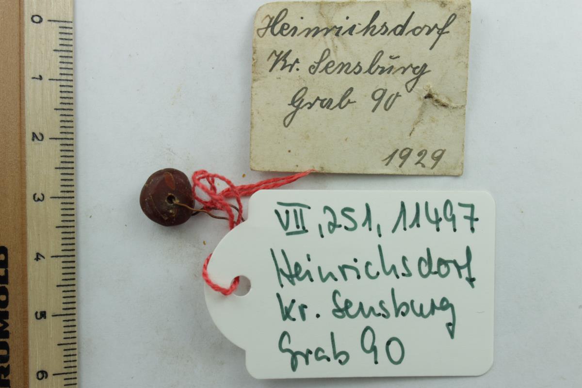 Bernsteinperle