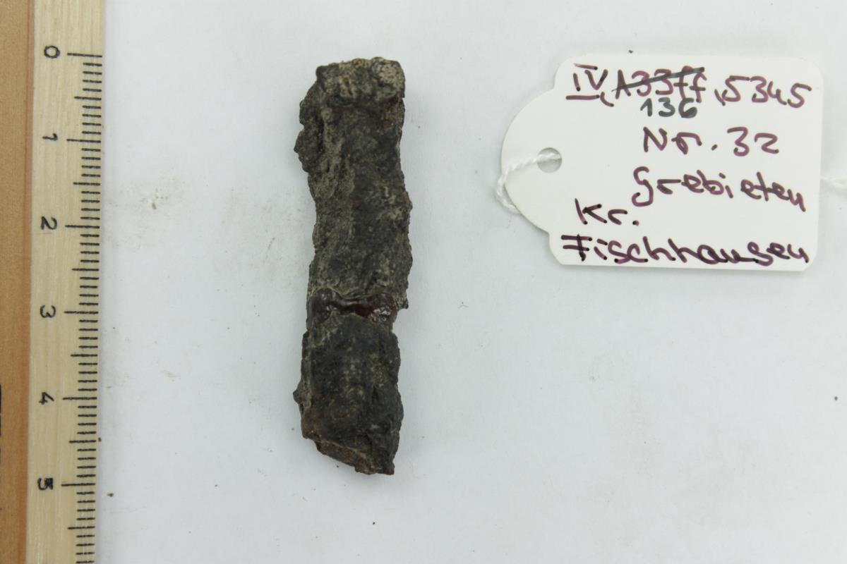 Eisenfragment (Schere?)