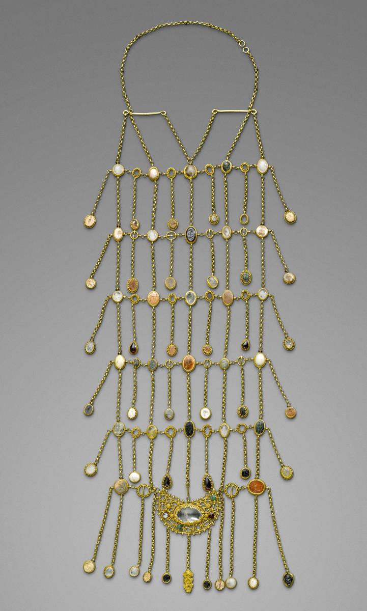 Brustbehang aus dem "Mainzer Goldschmuck"