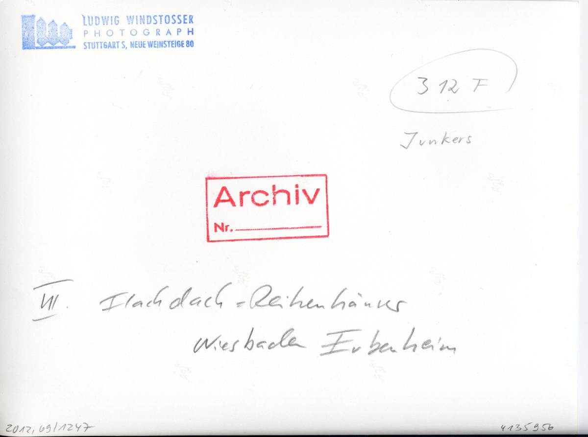 Junkers, "Damenzimmer" in modernem Reihenhaus in Erbenheim