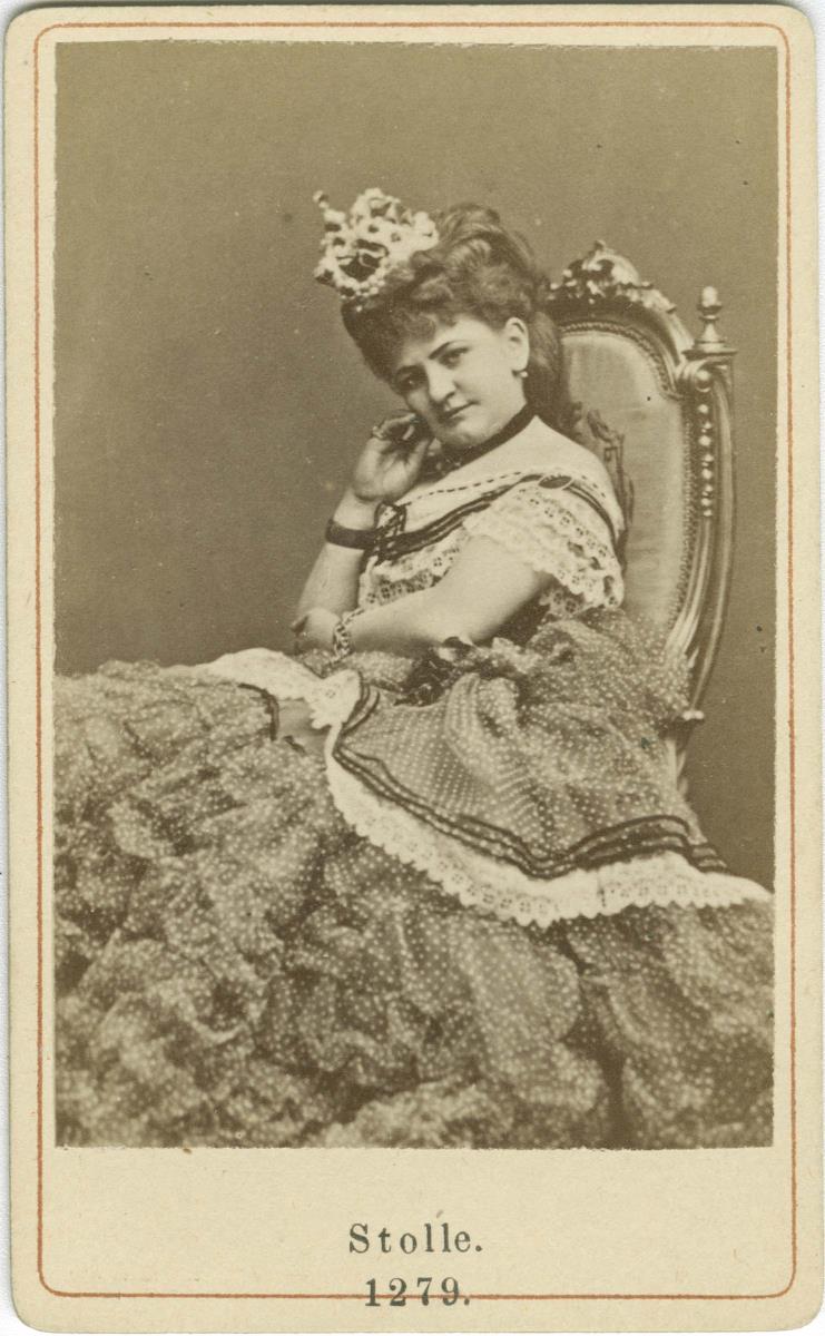 Porträt der Marie Stolle in Rollenkostüm