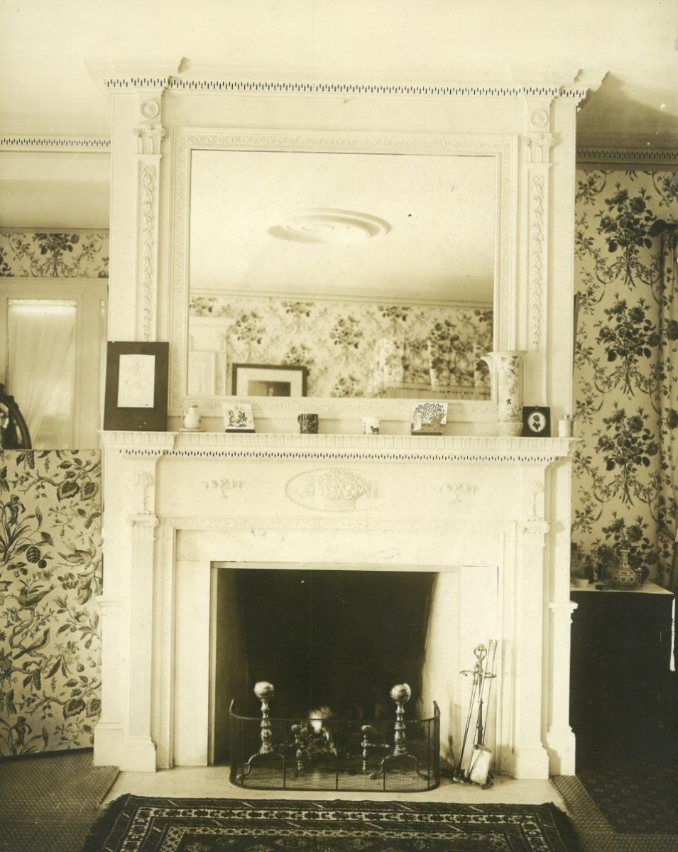 Peabody, "Oak Hill", Kamin