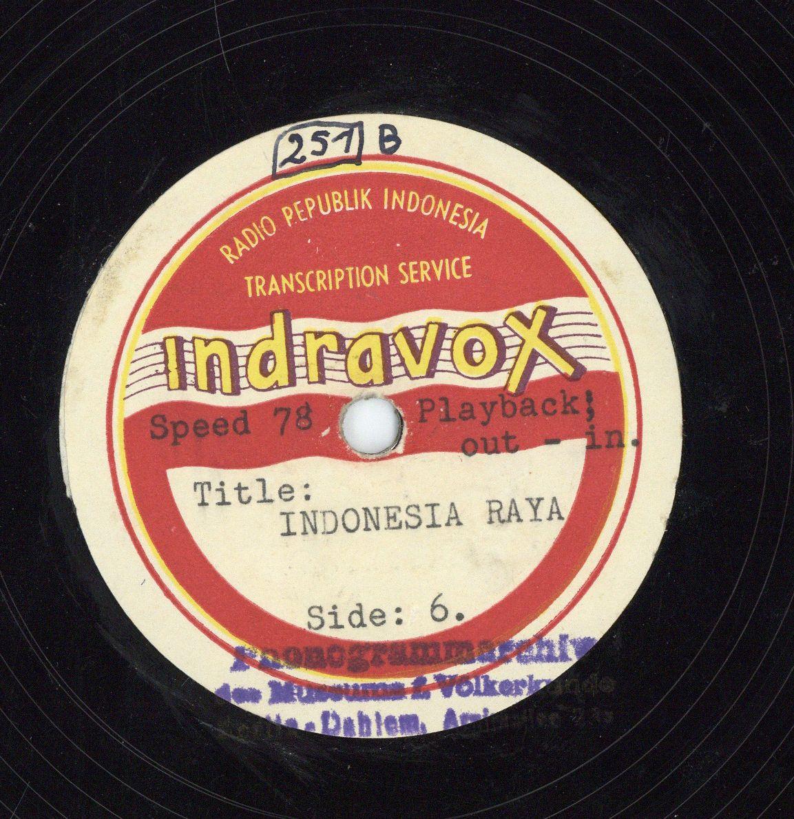 Titel A: "Kulintang Minahasa" (Lautan Mabiru-biru)
Titel B: "Indonesia Raya"