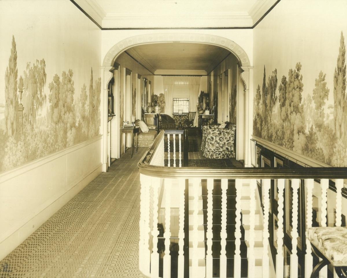 Peabody, "Oak Hill", Treppengeländer