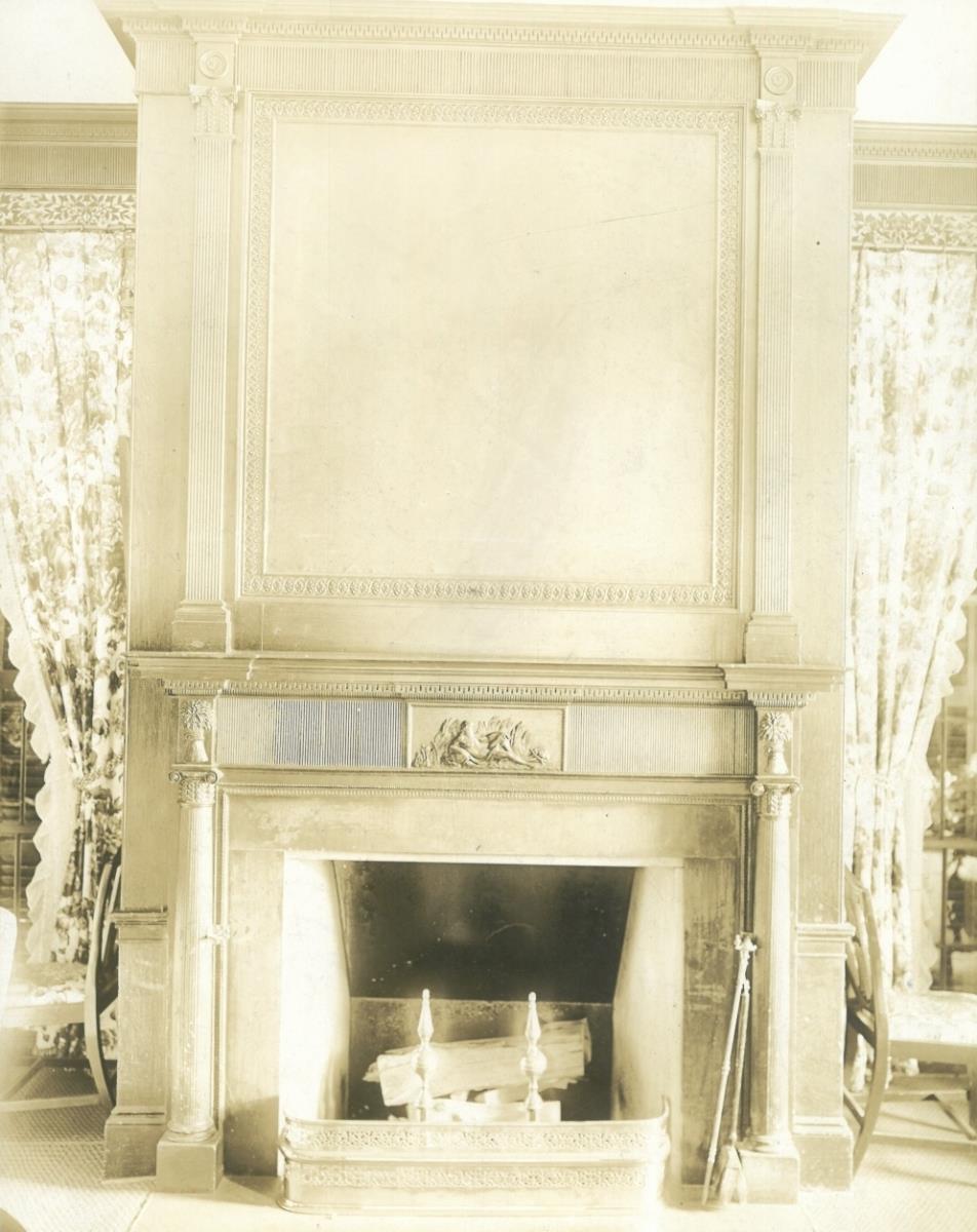 Peabody, "Oak Hill", Kamin