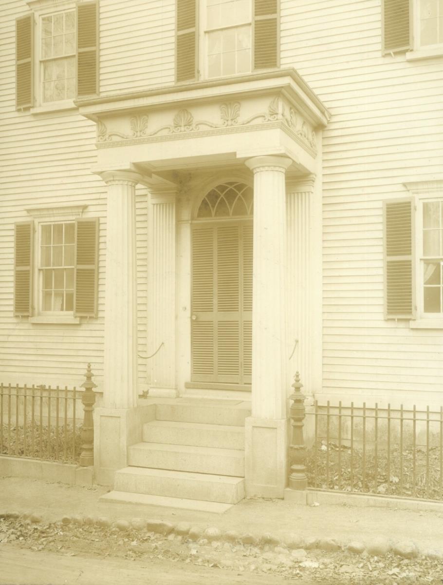 Portsmouth, Hauseingang