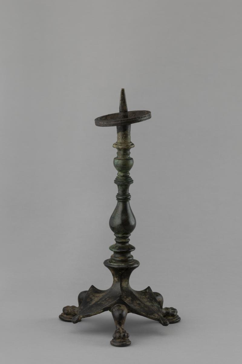Lampenständer mit Lampe