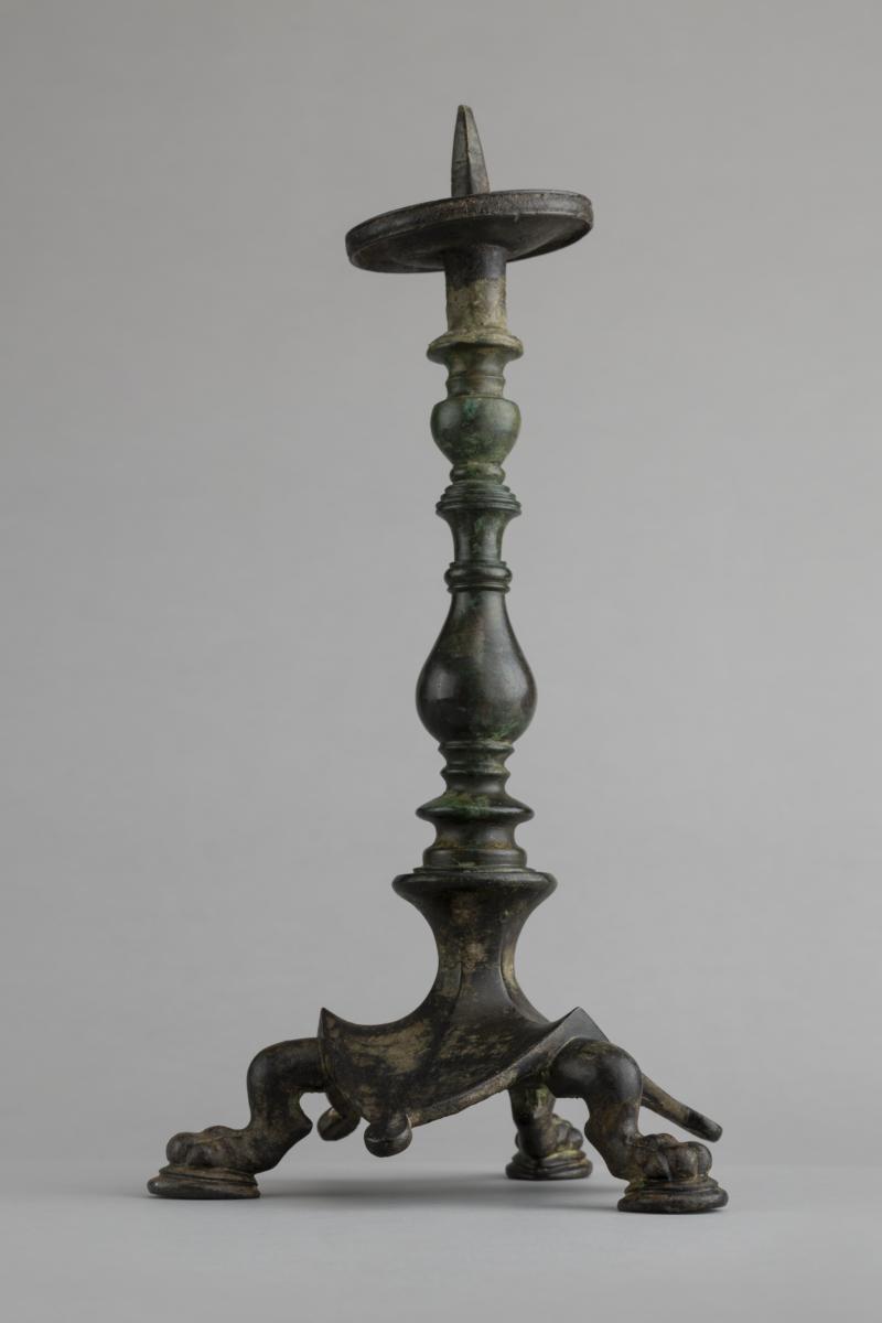 Lampenständer mit Lampe