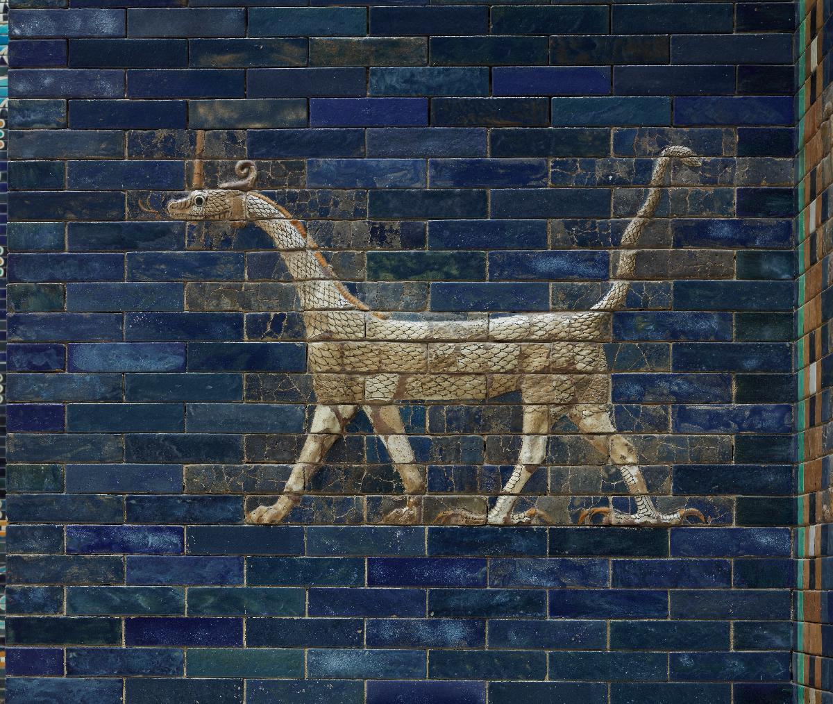 Schreitender Drache vom Ischtar-Tor (III. Baustufe)