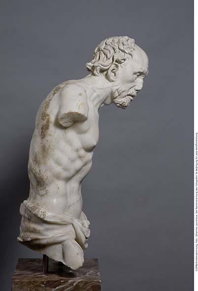 Torso eines Fischers ("Seneca-Typ") mit anpassendem Abguß des Kopfes