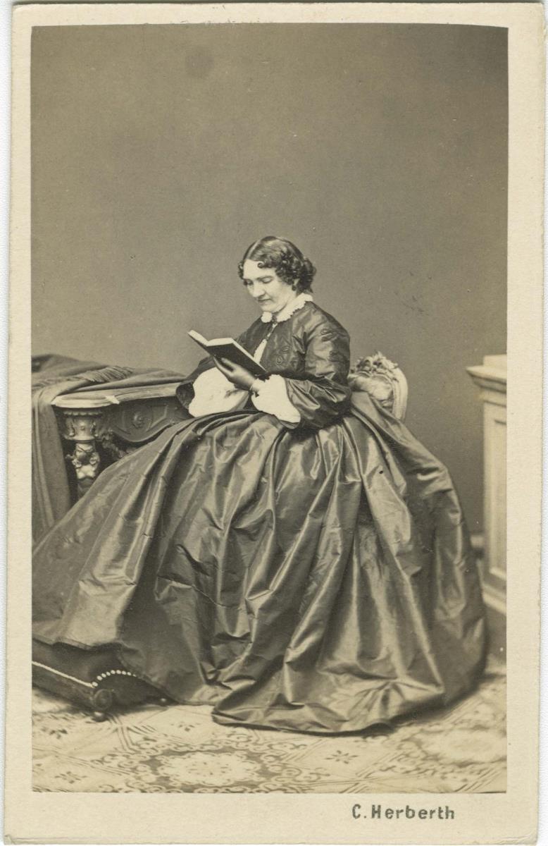 Porträt der Frau von Pfister