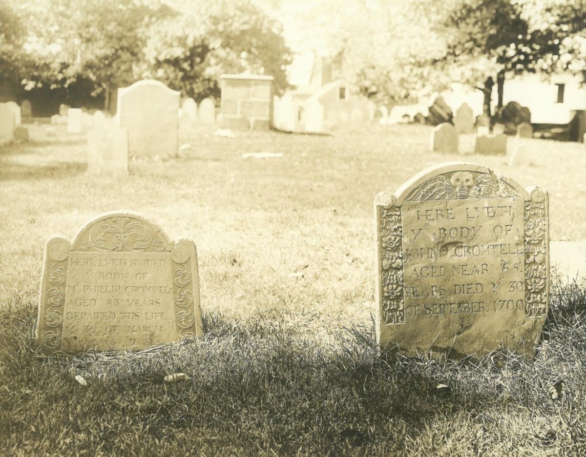 Salem, Friedhof, Grabsteine: Cromwells