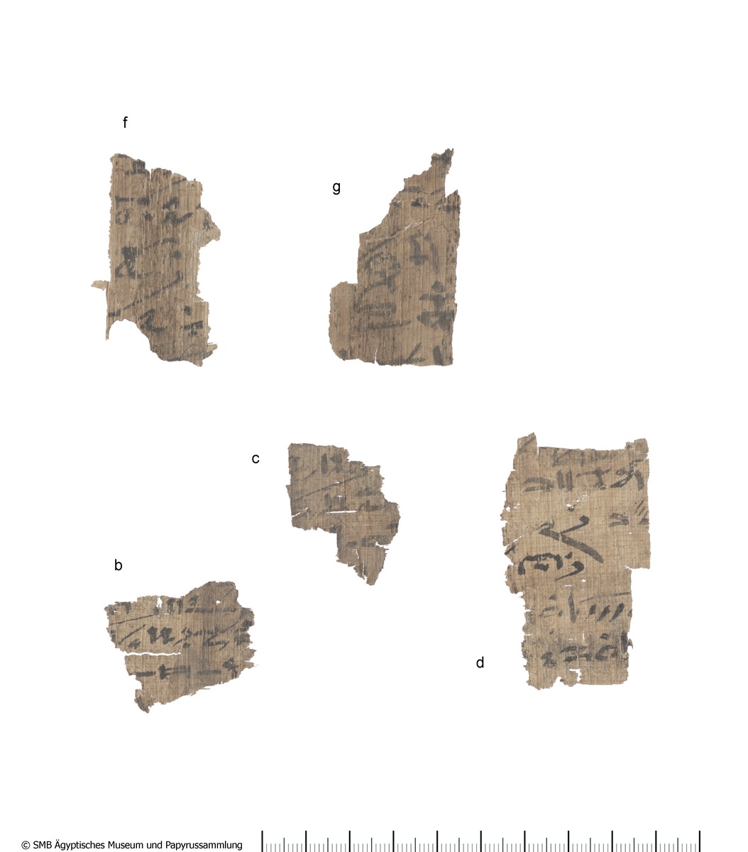 Hieratische Papyrusfragmente, medizinische Texte, u.a. Rezept zur Augenbehandlung