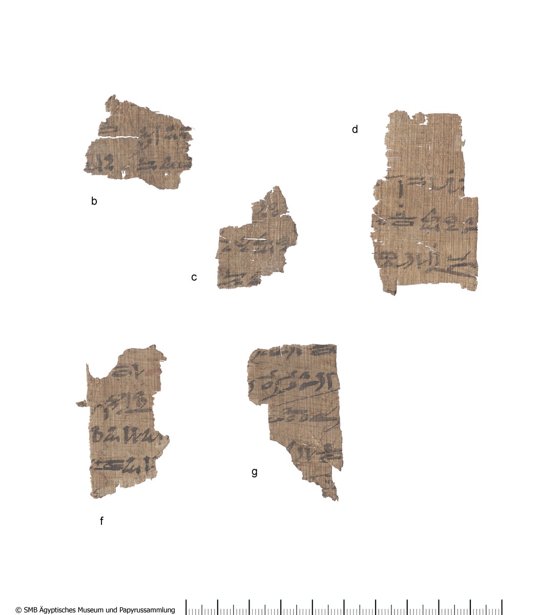 Hieratische Papyrusfragmente, medizinische Texte, u.a. Rezept zur Augenbehandlung