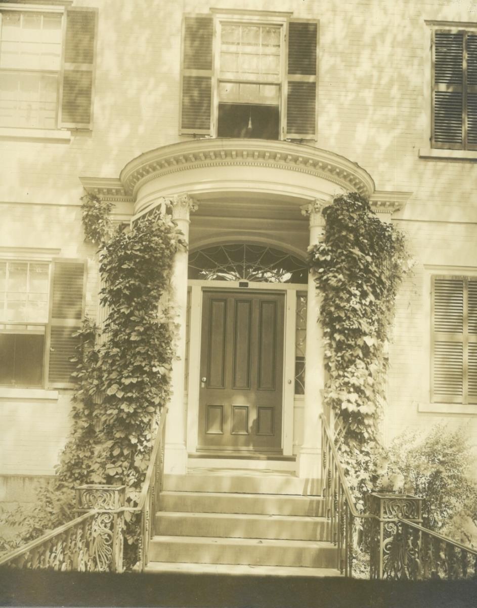 Salem, 128, Essex Street, Gardner-Pingree house, Hauseingang