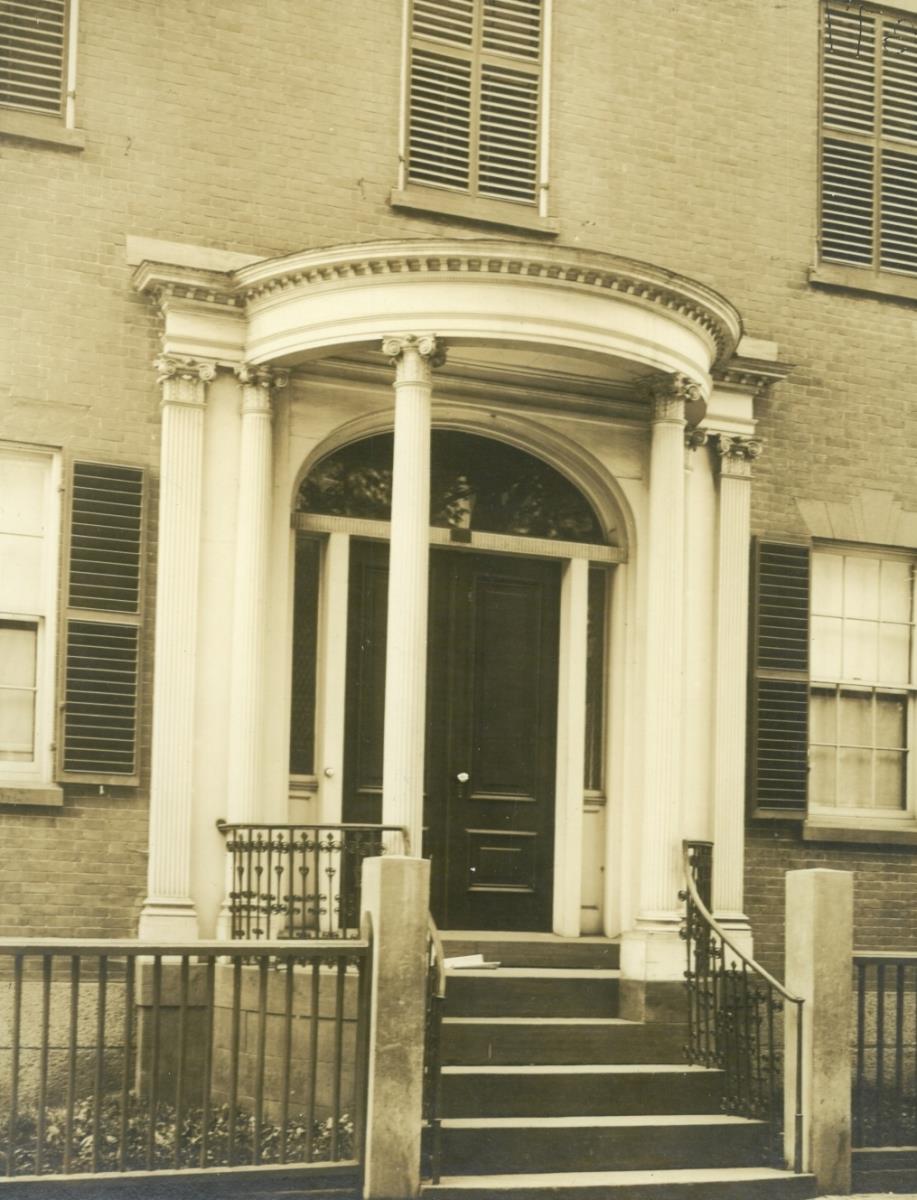 Salem, 129, Essex Street, Hauseingang