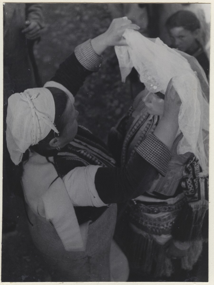 Braut in Schleier