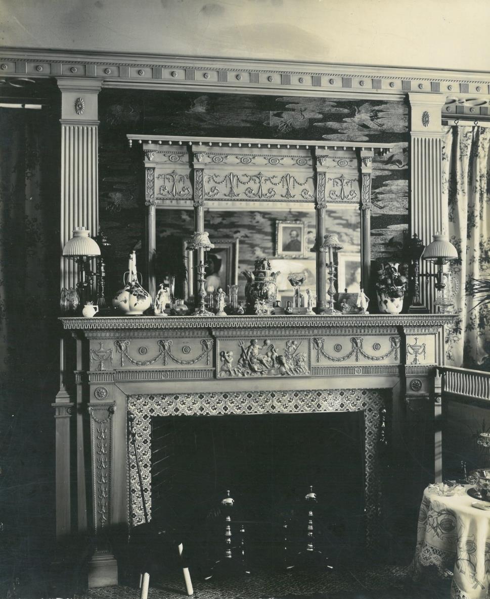 Salem, Kamin