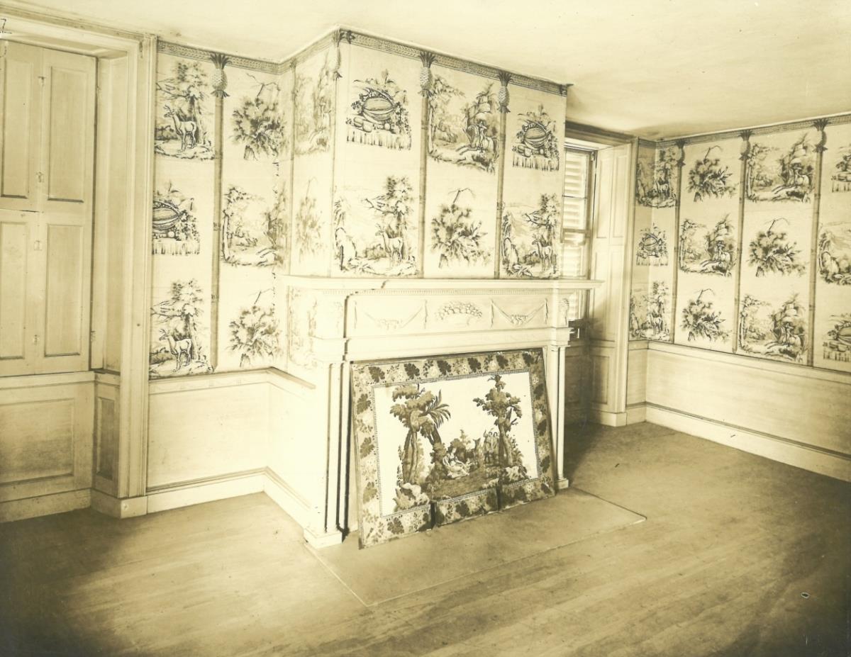 Salem, 393, Essex Street, Lindall-Barnard-Andrews House, Innenaufnahme mit Kamin