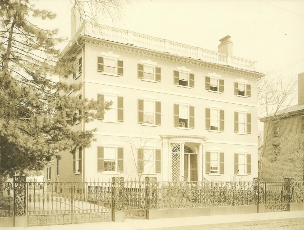 Salem, Haus: White Pingree House