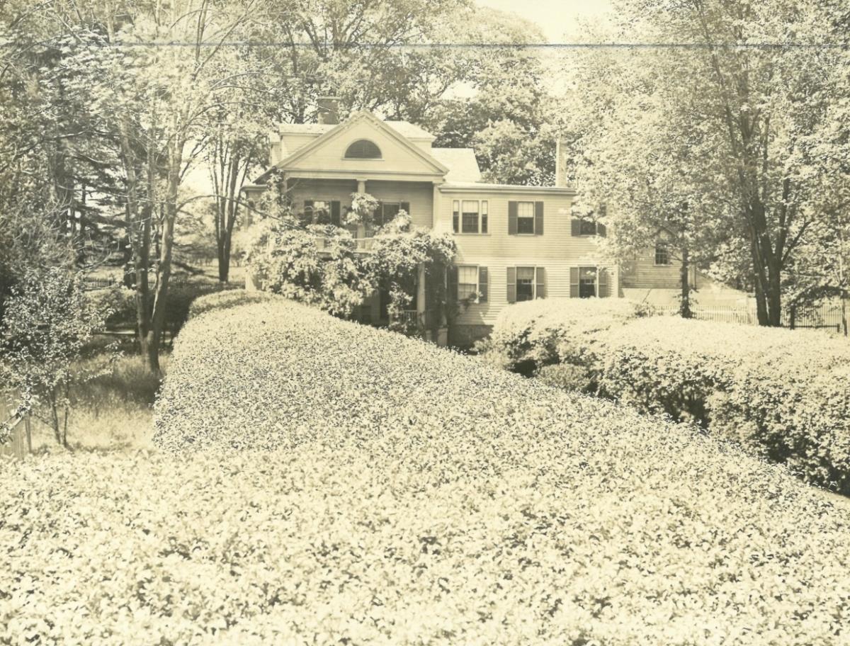 Salem, 46, Dearborn Street, Dodge-Bertram-Whipple House, Haus mit Garten
