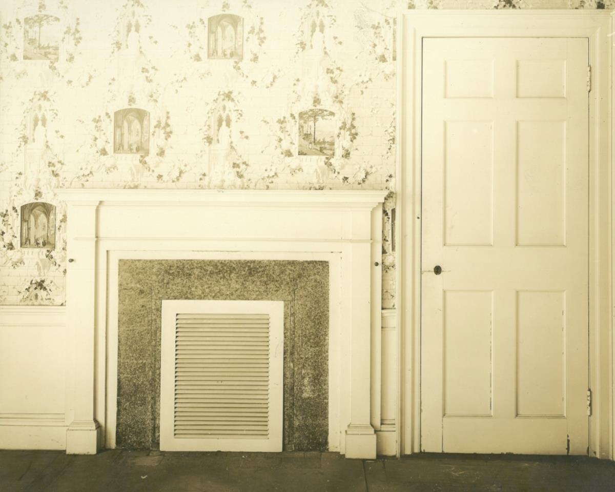 Waltham, Govenor Gore Mansion, Kamin