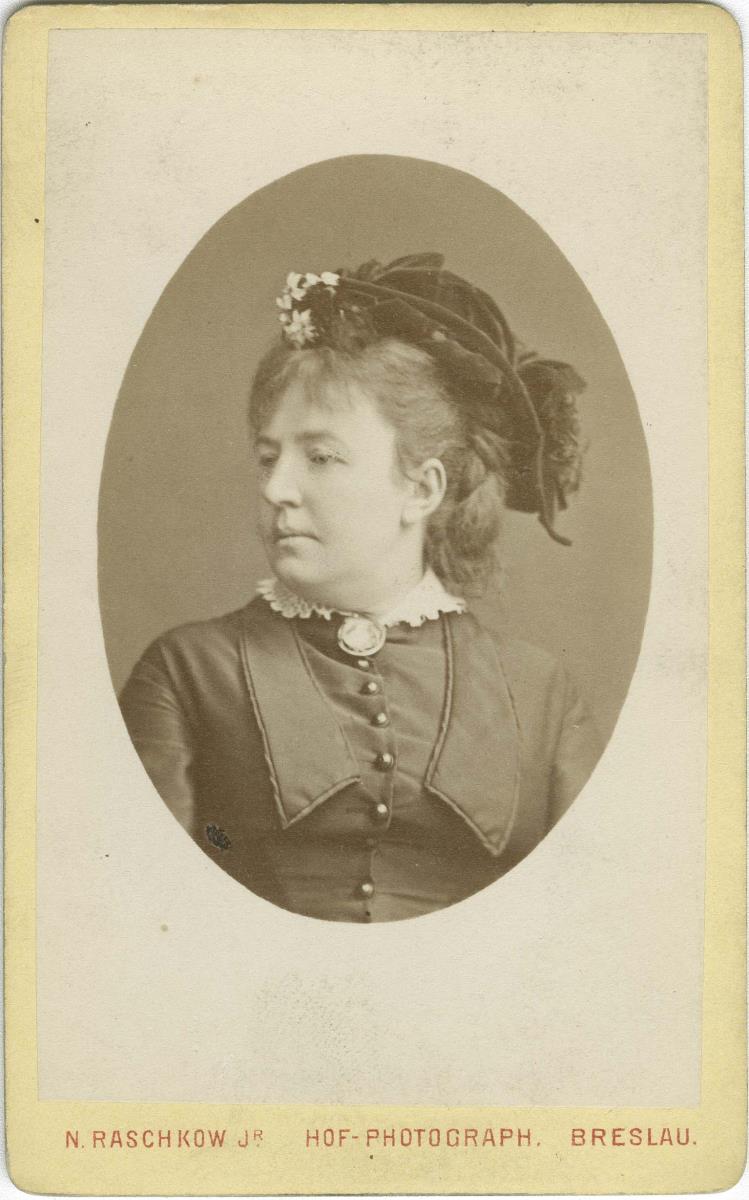 Porträt der Gisela Nissen