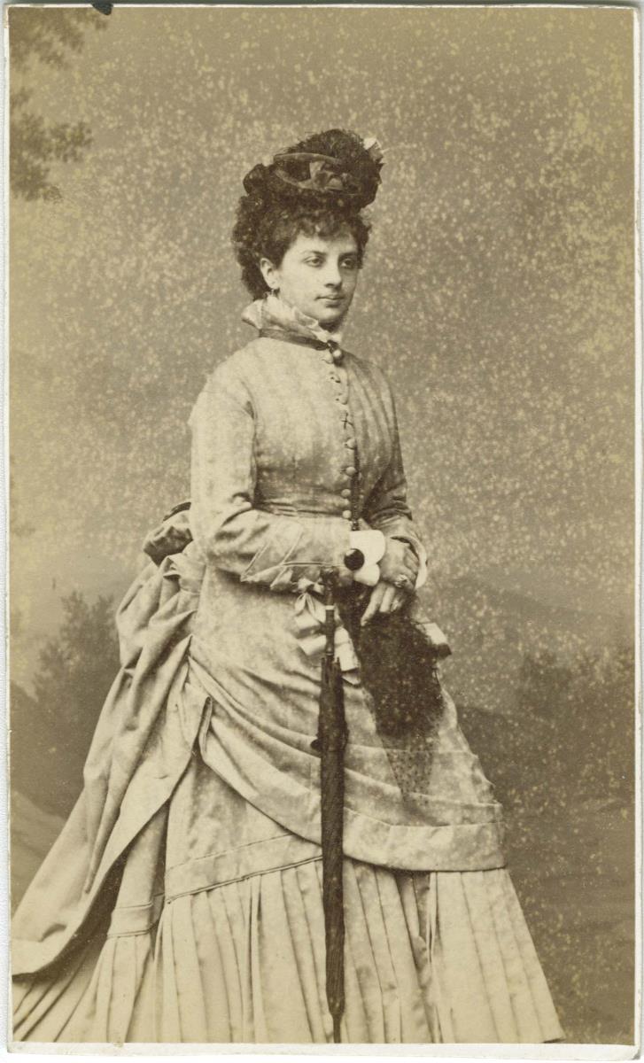 Porträt der Josefine Zampa