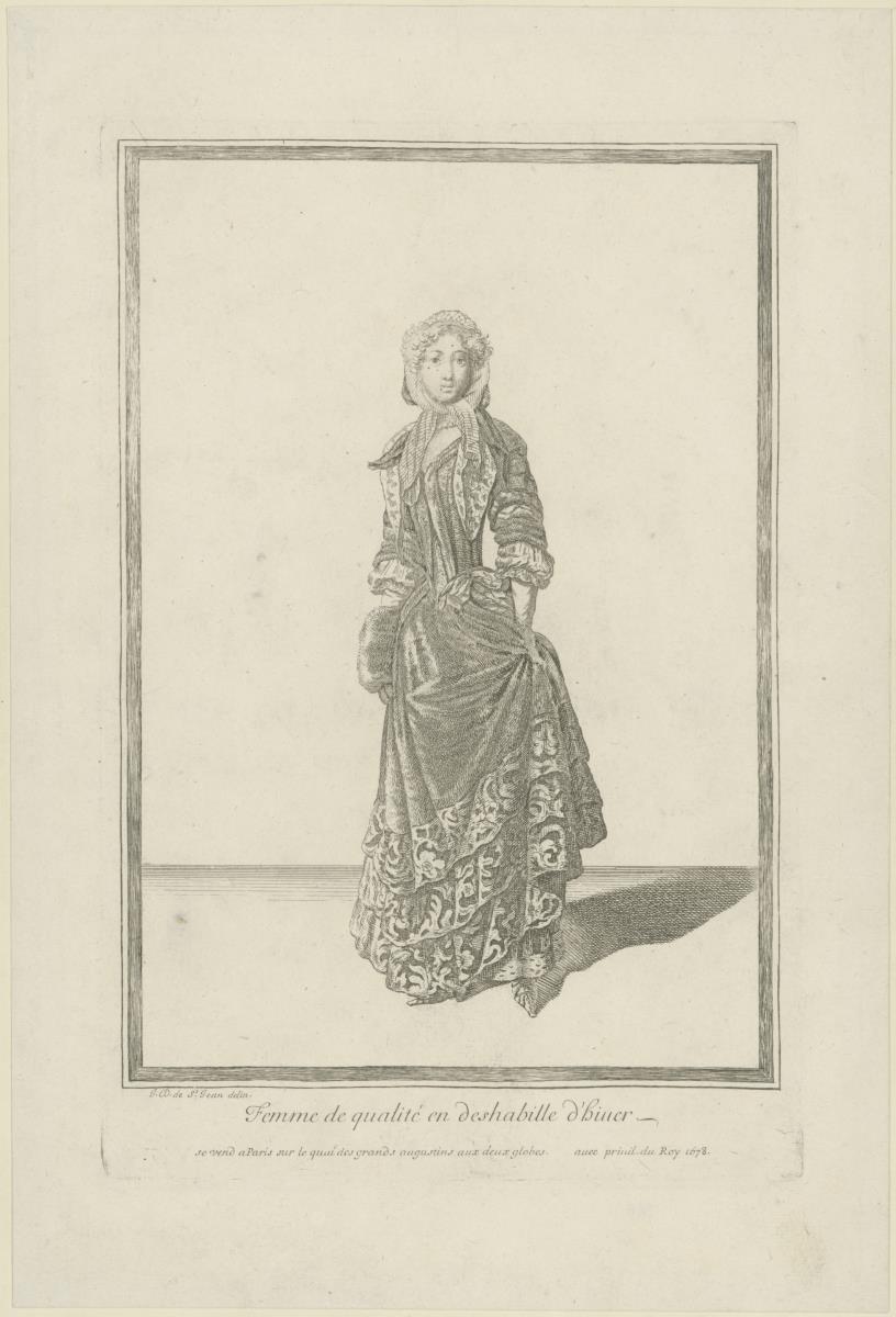 Femme de qualité en déshabillé d'hiver