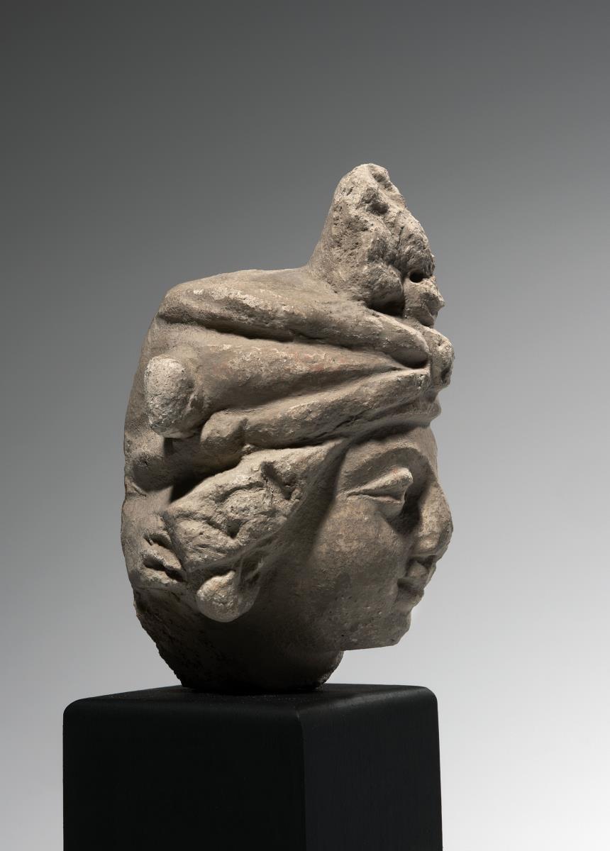 Kopf eines Mannes (Fürst/Gott/Bodhisattva?) mit Turban