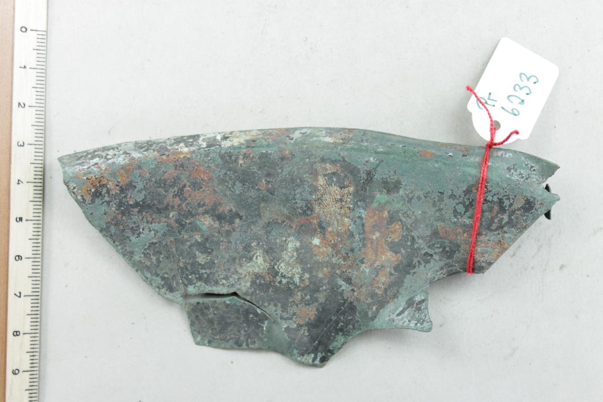 Bronzeschalenfragment