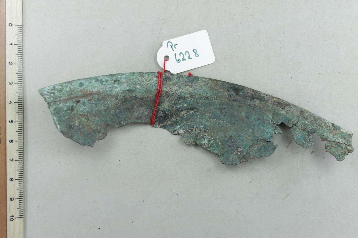 Bronzeschalenfragment