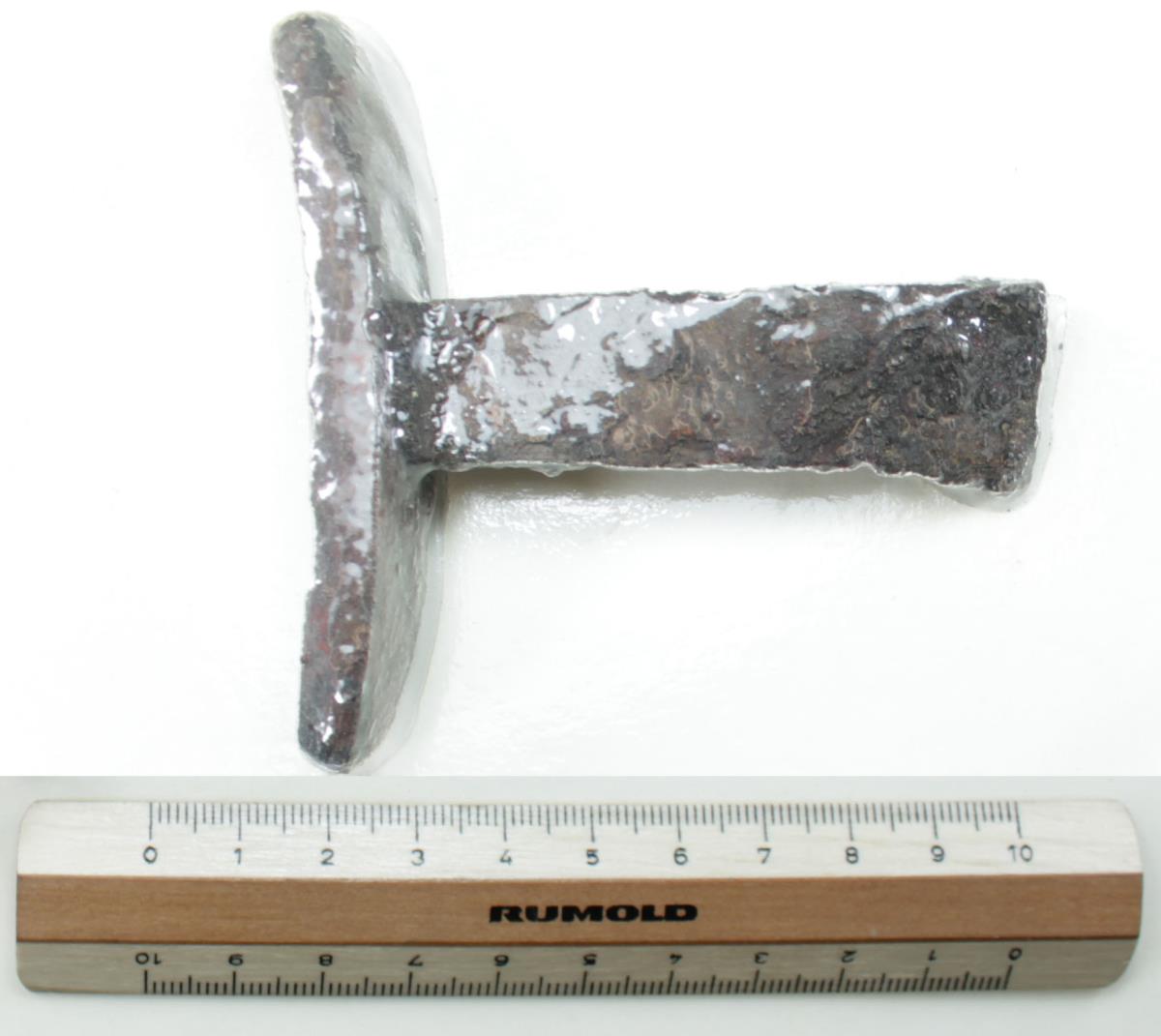 Schwertgrifffragment