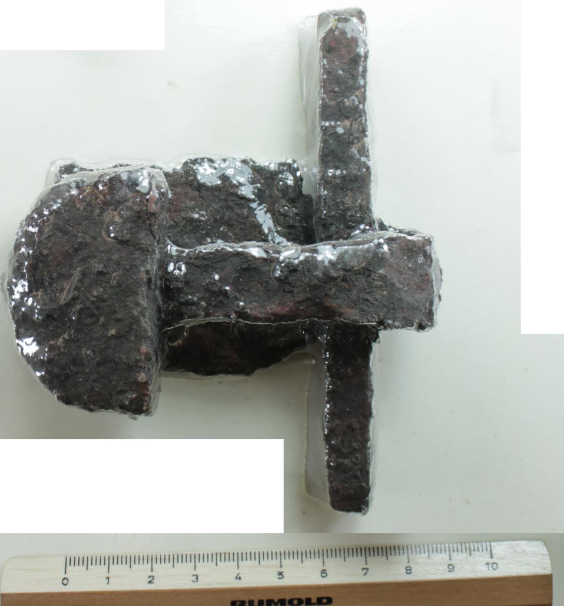 Schwertgrifffragment