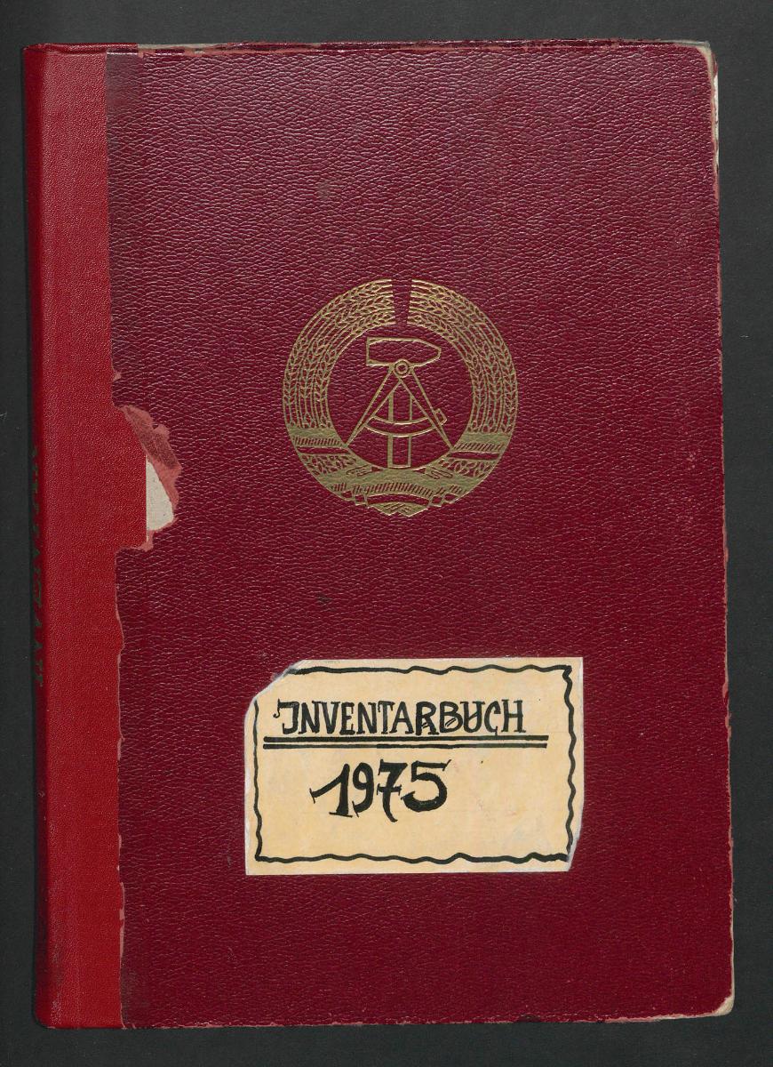 Inventar des Kunstgewerbemuseums der Staatlichen Museen zu Berlin - Schloß Köpenick 1975